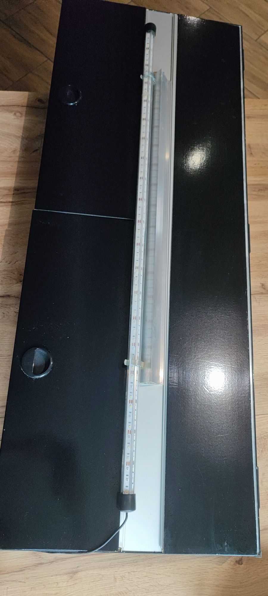 Pokrywa do akwarium z oświetleniem 118x43 robiona na zamówienie