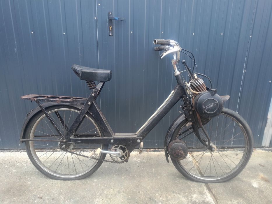 Stary rower z silnikiem PRL solex