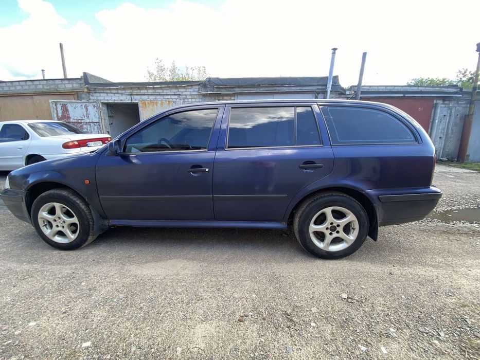 Продам Skoda Octavia универсал