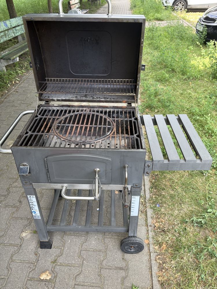 Grill węglowy Angular XL żeliwny ruszt