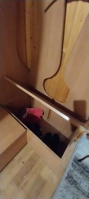 Вішалка (передпокій) з поличками та тумбами