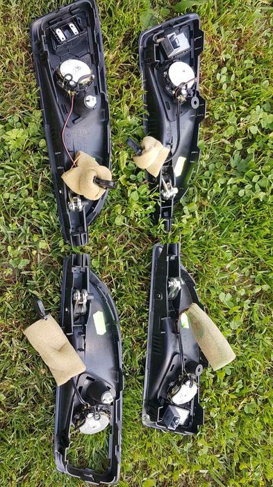 Внутрішні ручки дверей Skoda Octavia A5