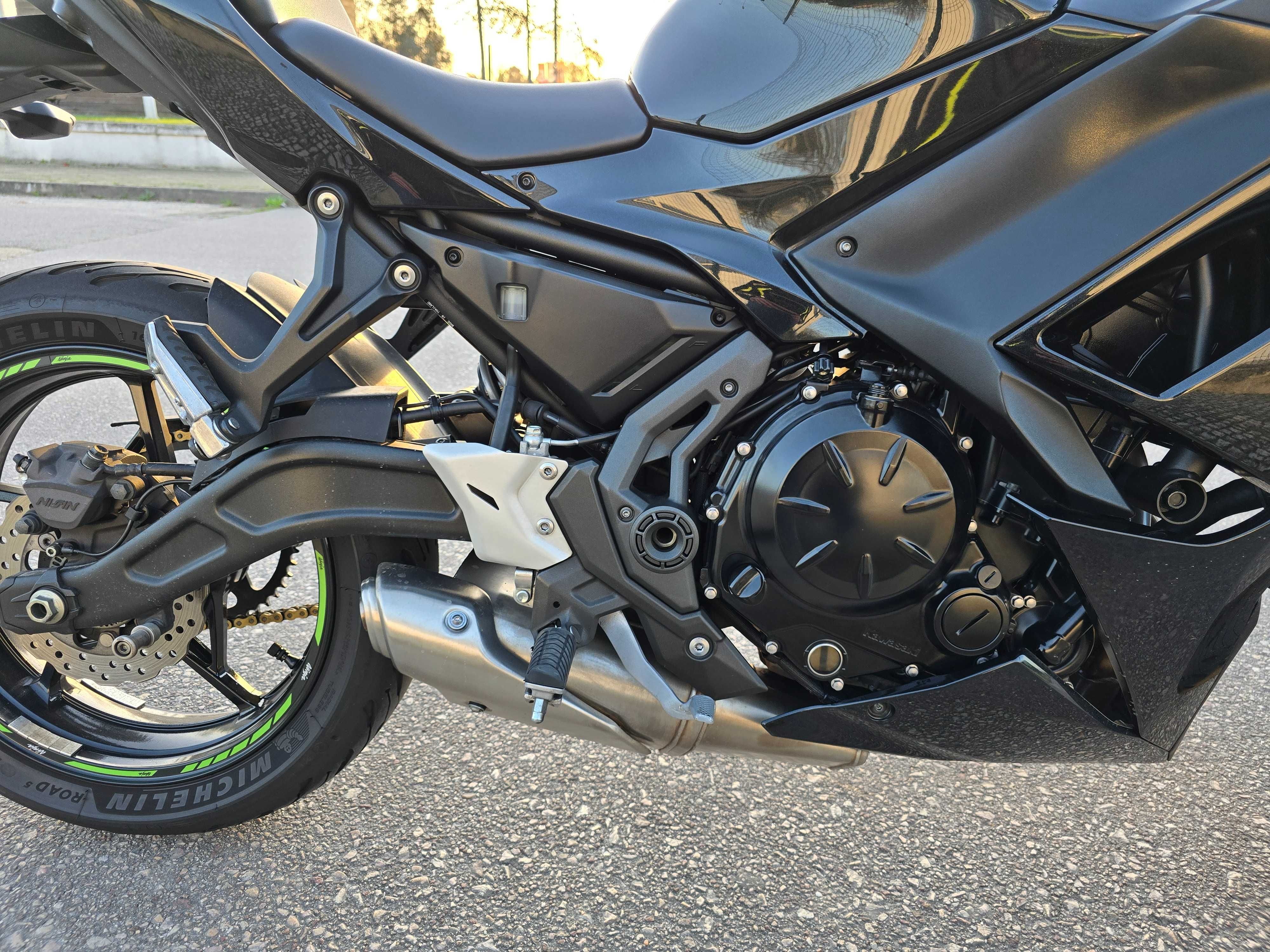 Kawasaki 650 Ninja