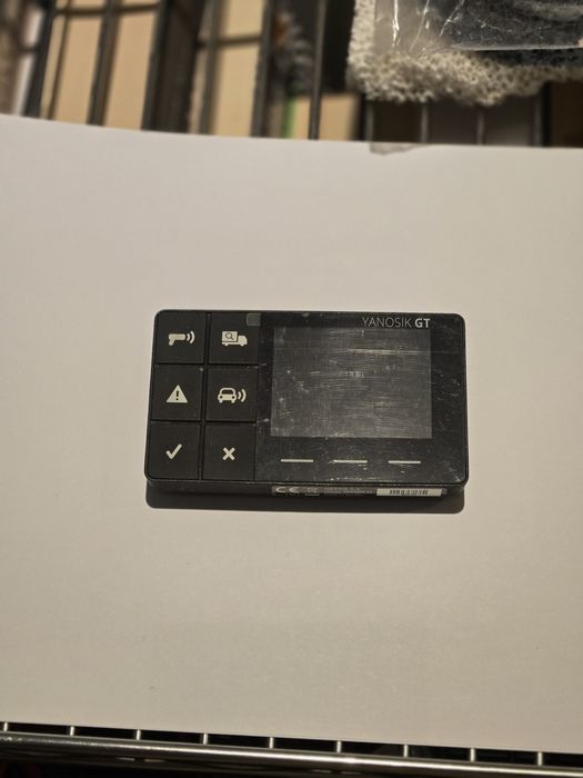 Komunikator samochodowy Yanosik GT GTR GPS ekran