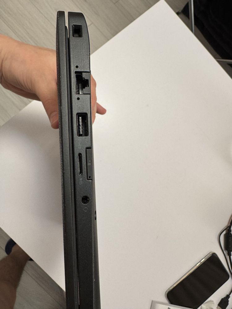Продам ноутбук DELL Latitude 7490