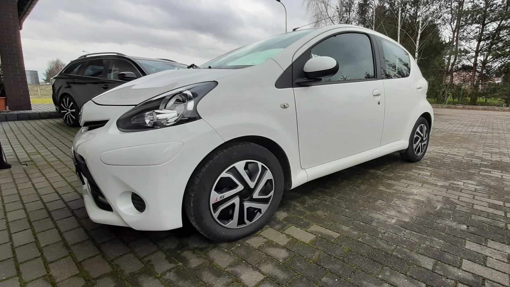 Toyota Aygo 2012r Światła Led*KLIMA* !