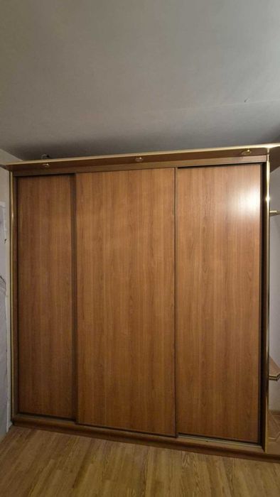 Duża pojemna szafa do przedpokoju, sypialni - 3 drzwiowa