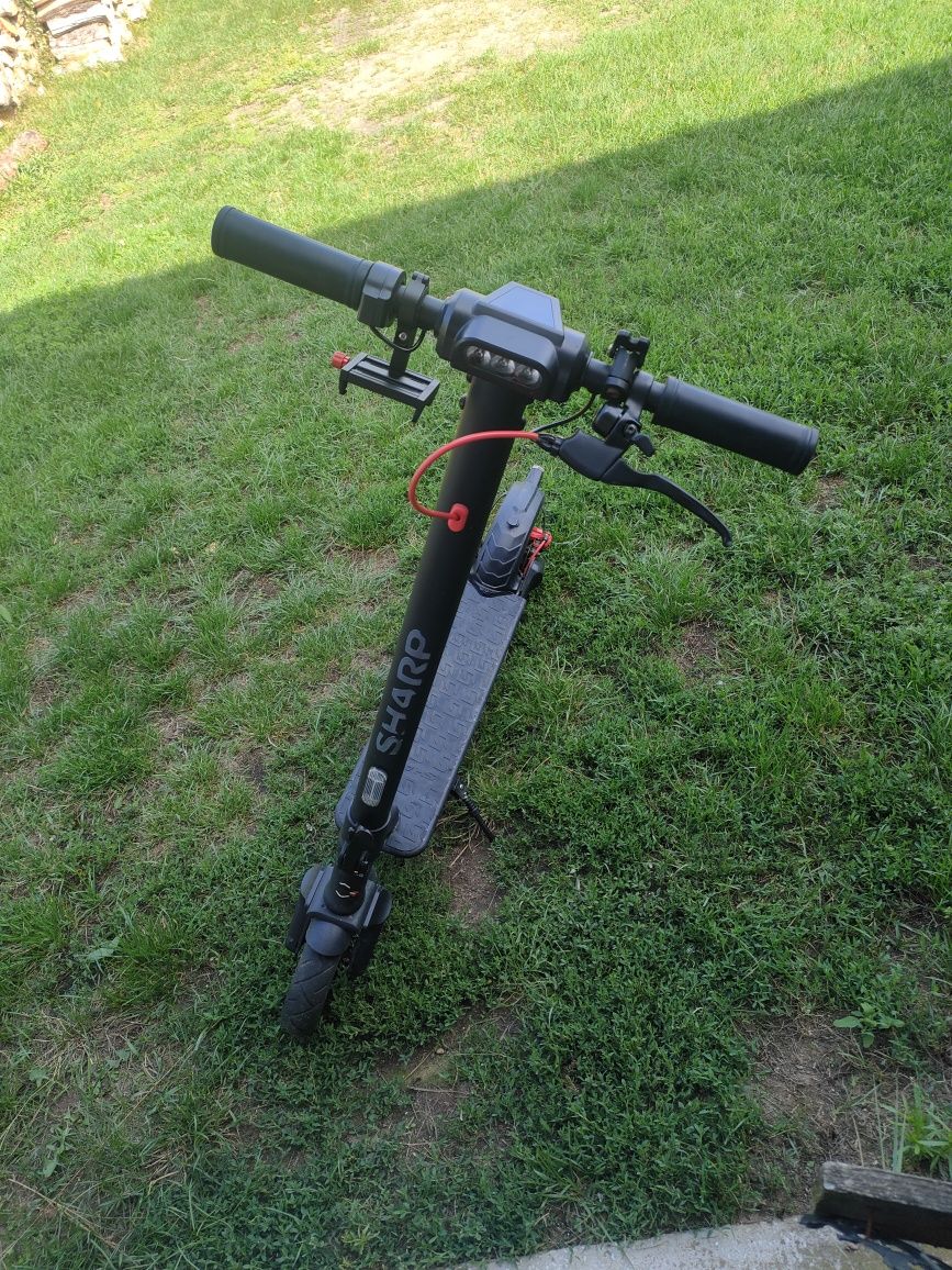 Hulajnoga elektryczna sharp EM-KS2AEU-B