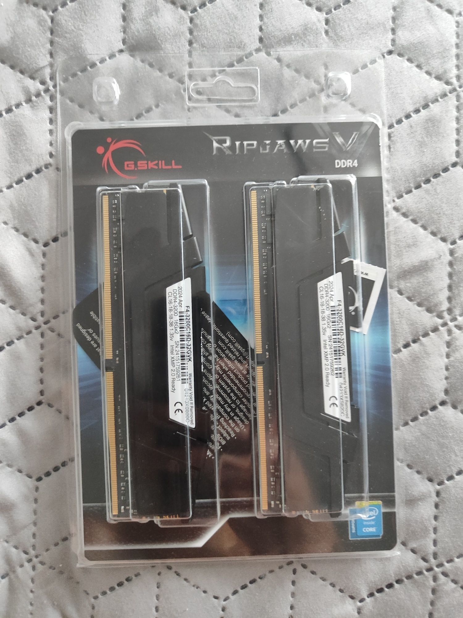 Оперативна пам’ять G.SKILL Ripjaws V Black DDR4 2x16GB F4-3200C16D-32G