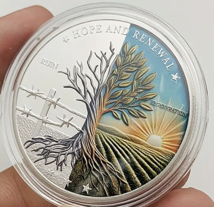 Памятная монета. Голубь мира и дерево жизни, война и мир