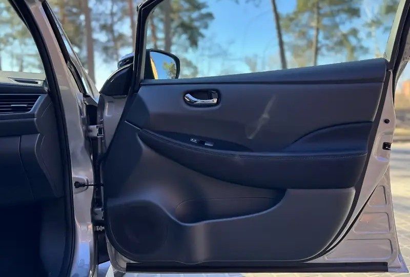 Продам nissan leaf N-Connecta