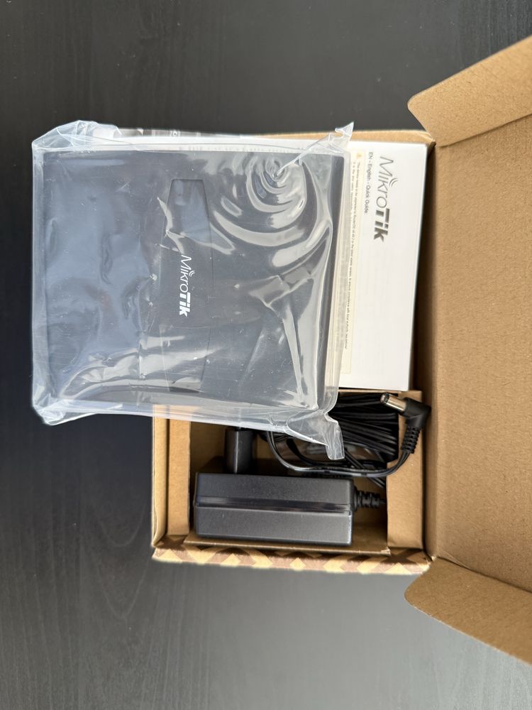 Router Mikrotik hAP ac lite
