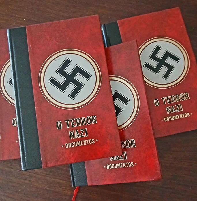coleção de12 volumes com o título genérico O Terror Nazi - Documentos.