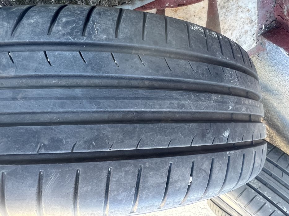 комплект шин Goodyear Eagle Sport 2 з дисками 6Jx16H2, ET48