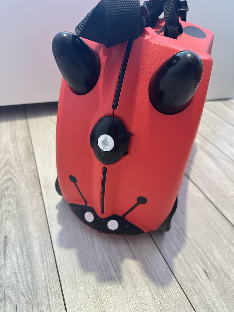Walizka trunki biedronka dla dzieci do samolotu