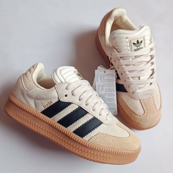 нові оригінальні Adidas Samba XLG p36.5 довжина устілки по факту 23.5с