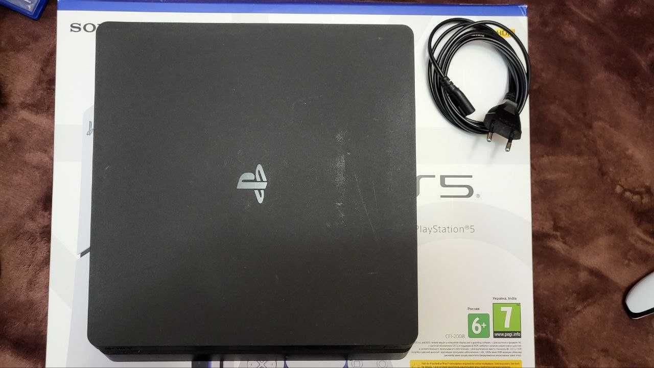 PlayStation 4 PS4 Slim 500gb