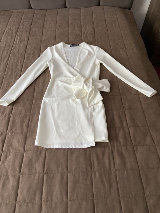 Сукня  prettylittlething для дівчинки підлітка