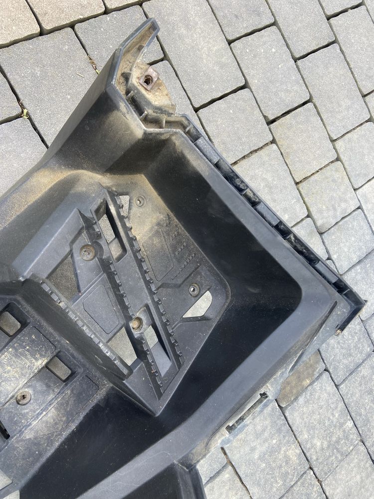 Stopień prawy can am outlander max 570 canam 650 xtp max canam 1000
