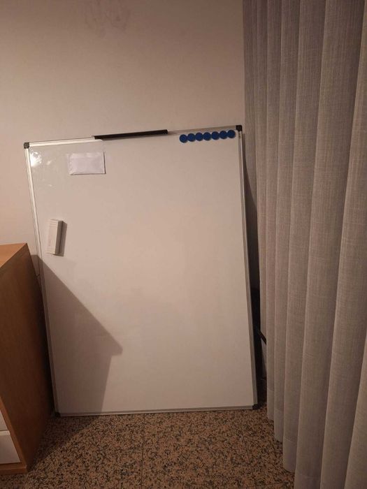 Quadro branco magnético de parede
