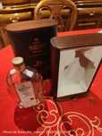 Estojo em pele com garrafa vazia Whisky James Martin's