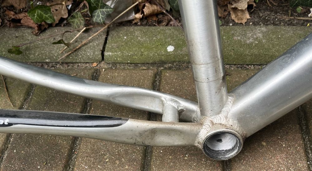 Rama 25" 63cm KTM Veneto Cross 28 duża + ew. dodatkowy osprzęt