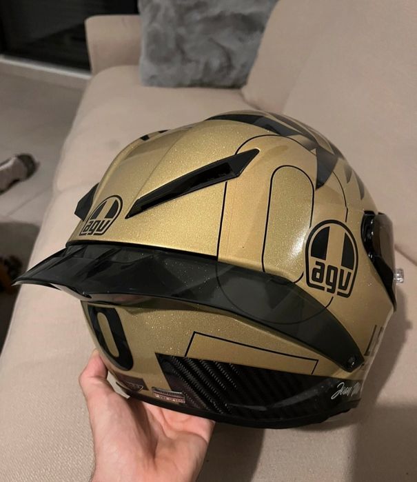 AGV pista GP R Joan Mir limited edition