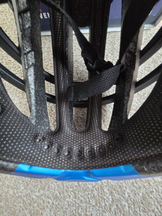 Kask rowerowy Abus Aventor M - jak nowy!