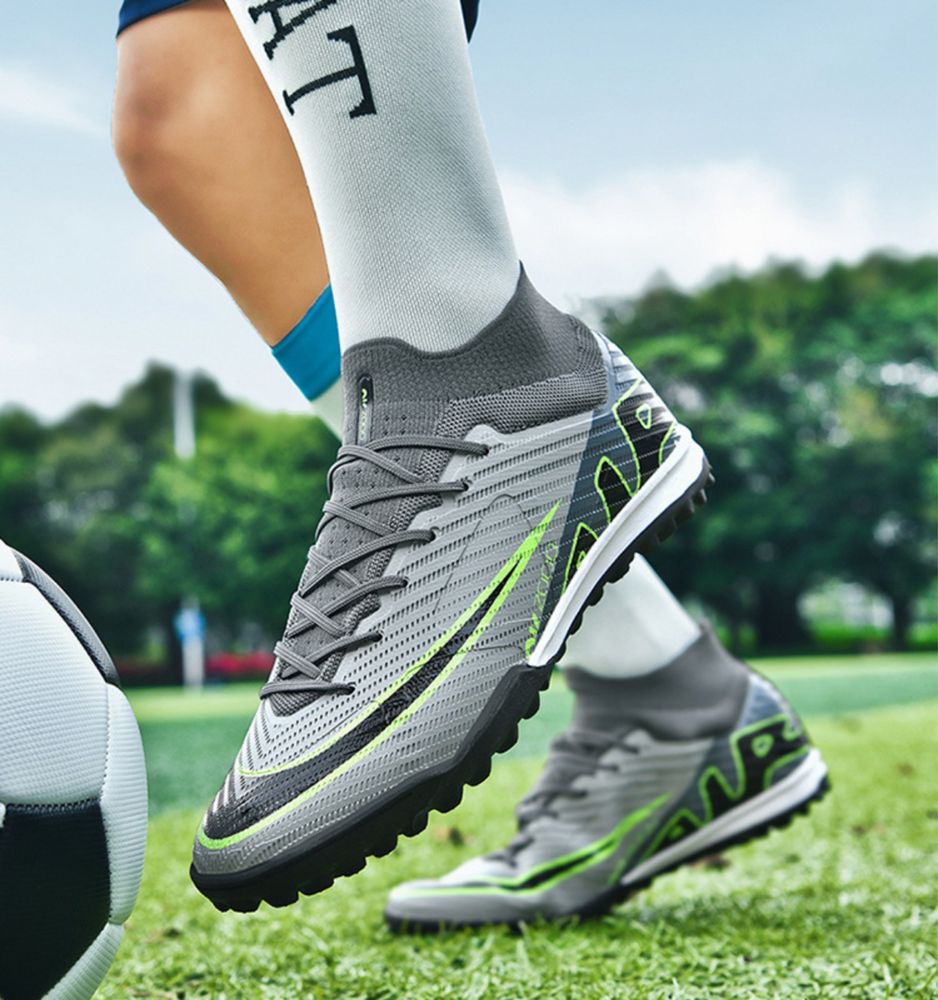 Buty piłkarskie turfy skarpeta obuwie sportowe futbolówki orlik