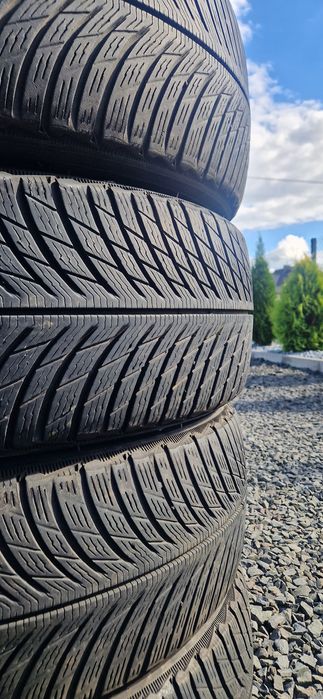 Michelin 235 60 18 зимова гума шины з Швейцарії