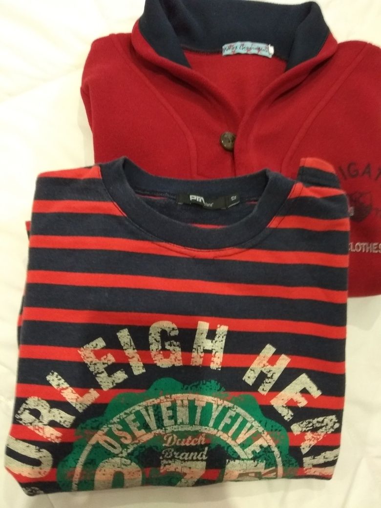 Conjunto sweat polar vermelha +riscas.Bom preço.
