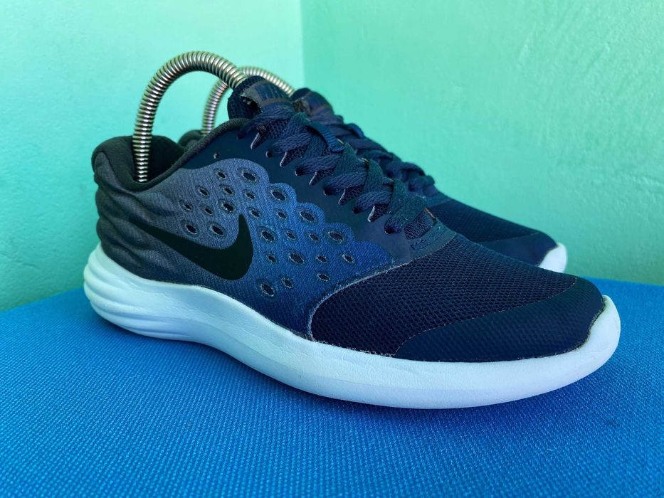 Кросівки Nike Lunarstelos