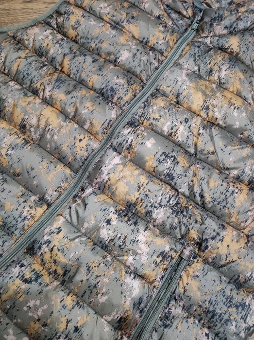 Жилет чоловічий у розмірі XL