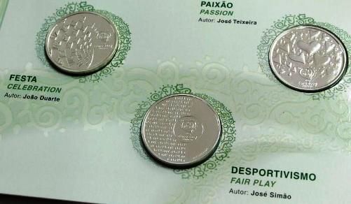 8€ Prata Blister 3 moedas Campeonato Europeu de Futebol 2004