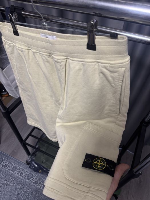 Шорты stone island
