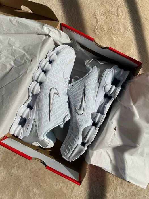 'koszykówki"Nike Shox TL White R.43