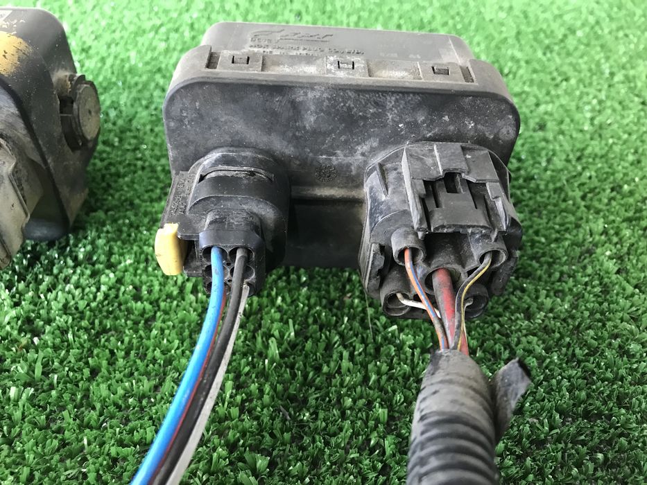 Реле свечей накала Фиат Добло Опель Комбо 1.3 multijet 2010-2017