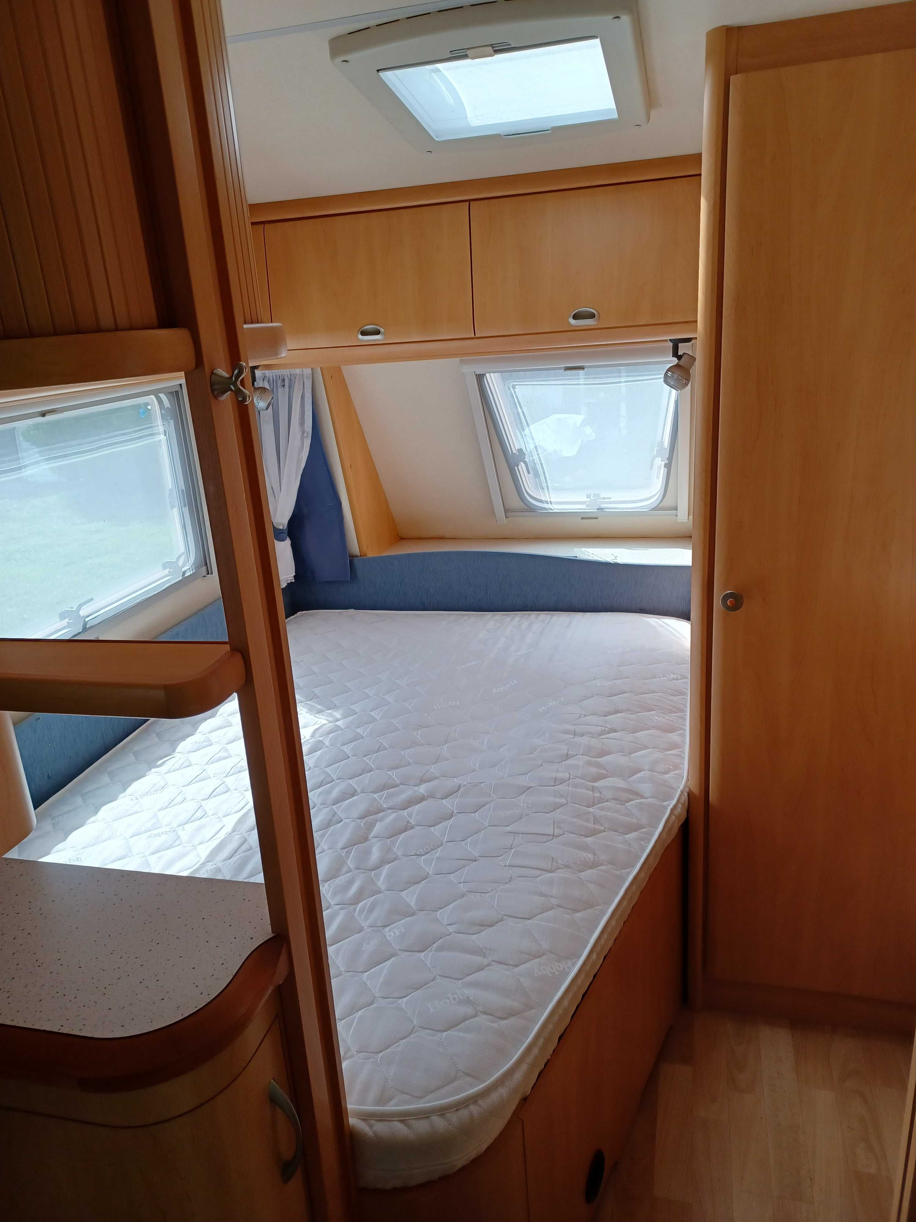 Przyczepa Kempingowa Hobby De Luxe Easy 460