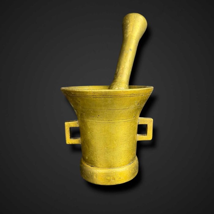 Moździerz mosiężny z tłuczkiem 4,5kg vintage sygnowany b51/060910