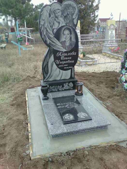 Гранитные памятники!