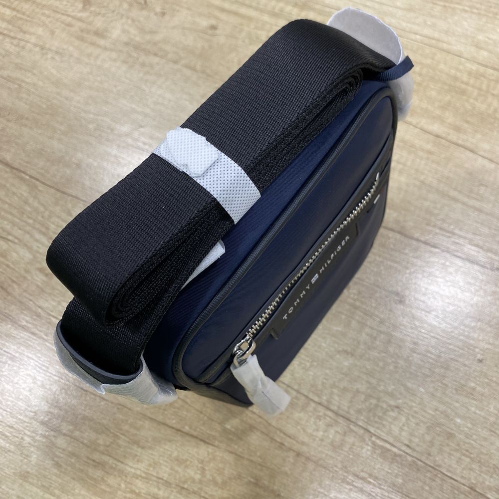 Сумка мужская Tommy Hilfiger. Оригинал !