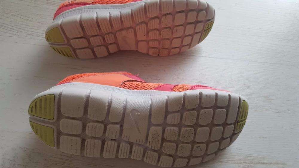 buty sportowe NIKE r. 32