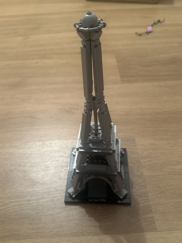 Lego Architecture Wieża Eiffla