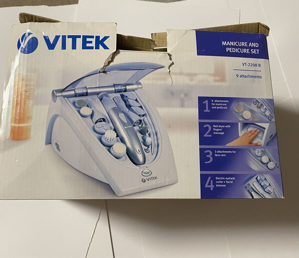 Манікюрний набір Vitek VT-2208 B