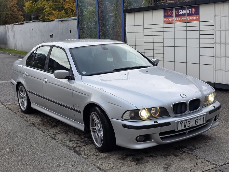 BMW 525i m sport mały przebieg