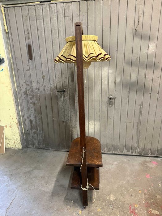 lampa podłogowa, zabytkowa, styl Art Deco