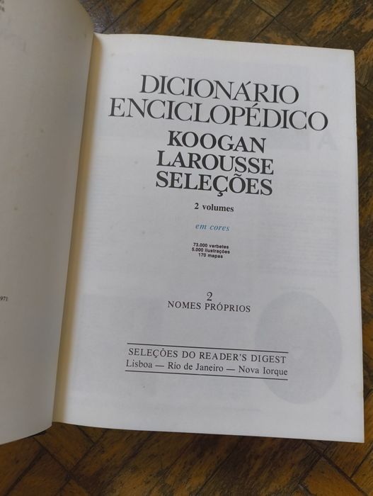 Enciclopédias (3 volumes)