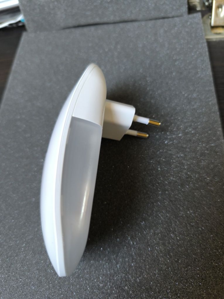 LED Lampka nocna