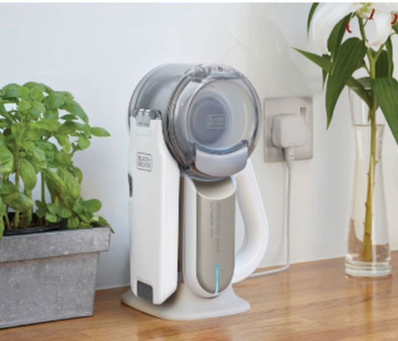 Ручний пилосос Black & Decker
Ручний пилосос Black & Decker PV