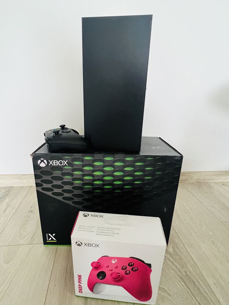 Xbox series x 1 TB gwarancja dwa pady